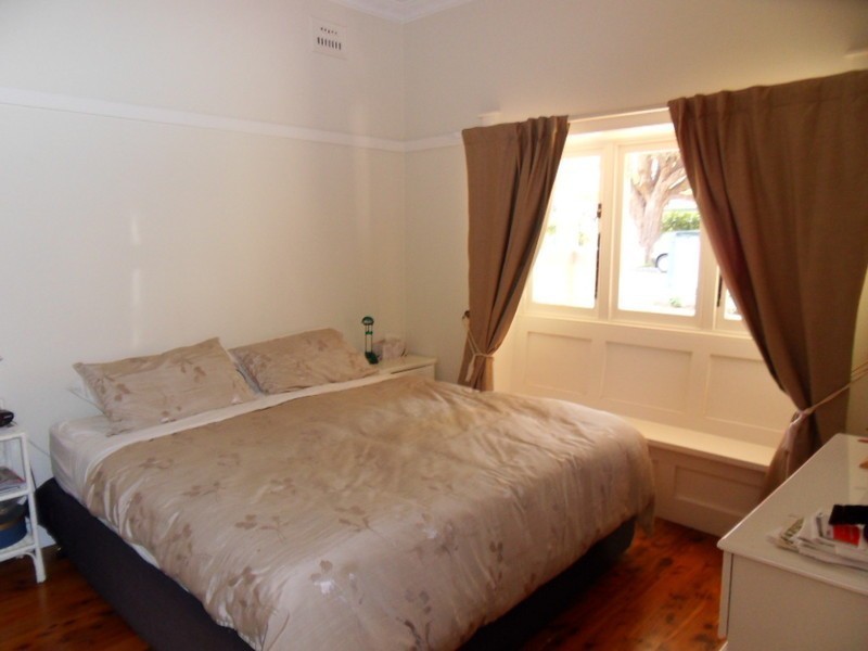 16 Glover Street, Willoughby NSW 2068