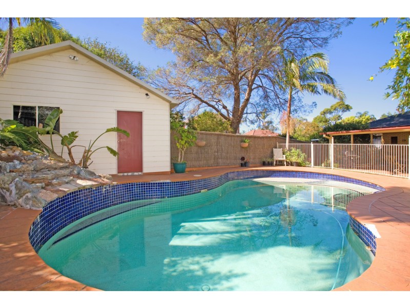 2 Bushland Avenue, Forestville NSW 2087