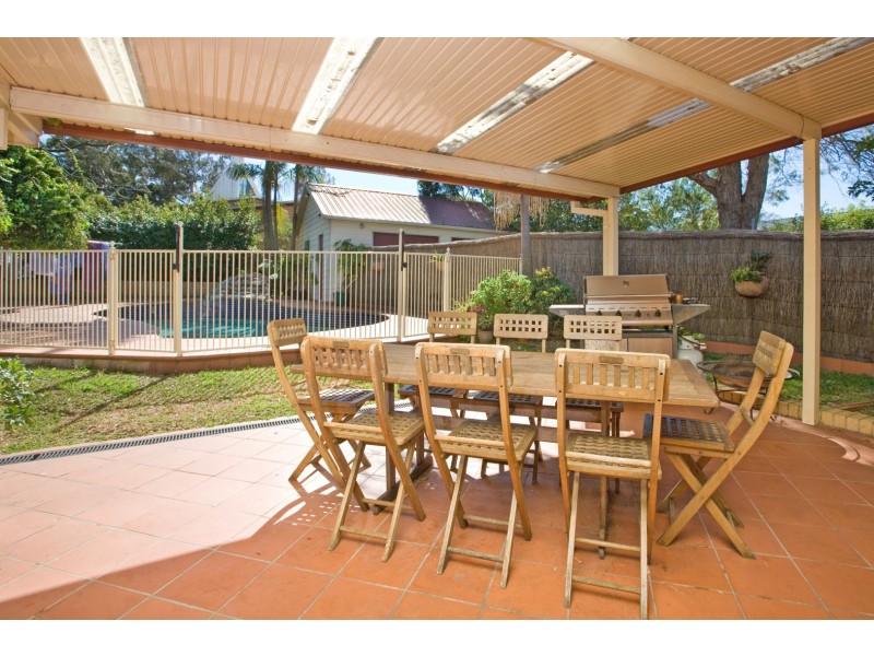 2 Bushland Avenue, Forestville NSW 2087