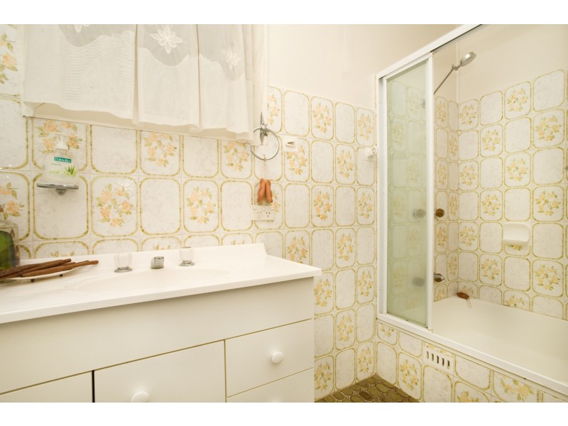 2 Bushland Avenue, Forestville NSW 2087