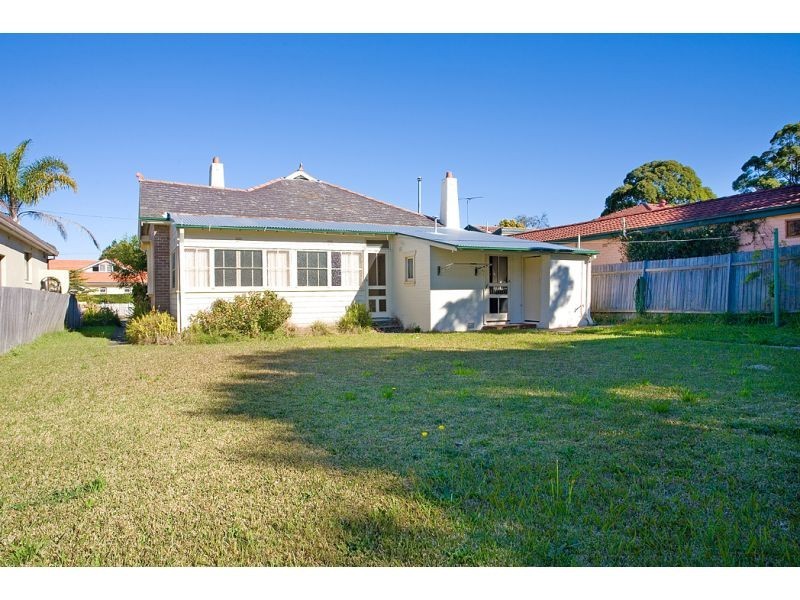 7 Cevu Avenue, Willoughby NSW 2068