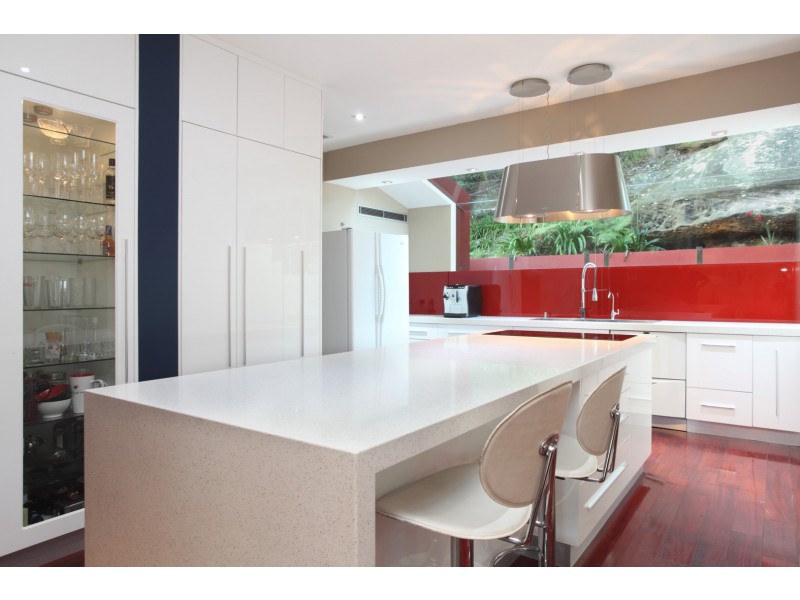 11 The Rampart, Castlecrag NSW 2068