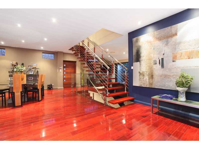 11 The Rampart, Castlecrag NSW 2068