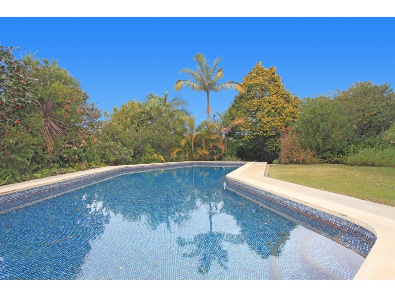 12 Rockley Street, Castlecrag NSW 2068