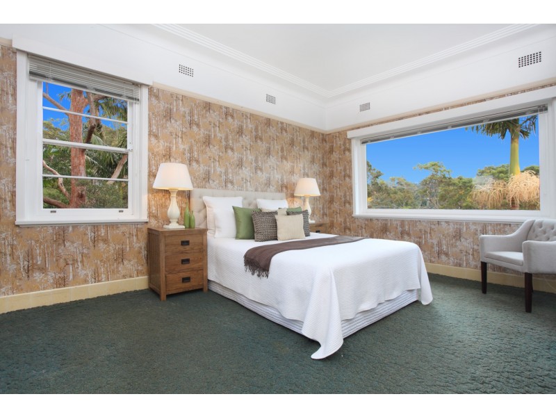 12 Rockley Street, Castlecrag NSW 2068