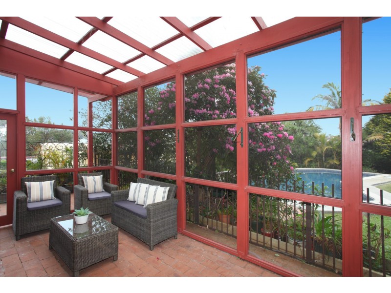 12 Rockley Street, Castlecrag NSW 2068