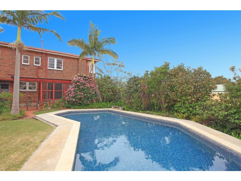 12 Rockley Street, Castlecrag NSW 2068