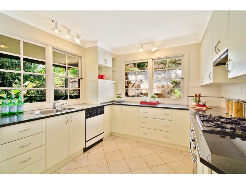 17 Tokanue Place, St Ives Chase NSW 2075