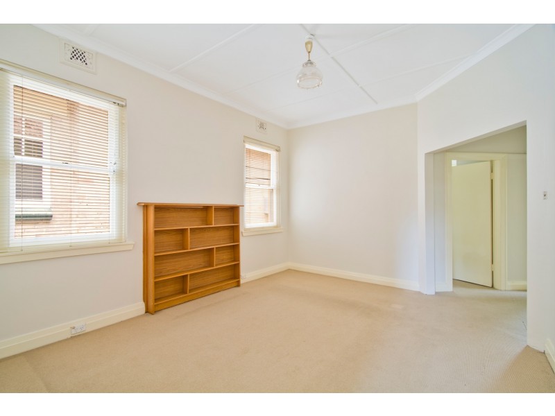 35 Fourth Avenue, Willoughby NSW 2068