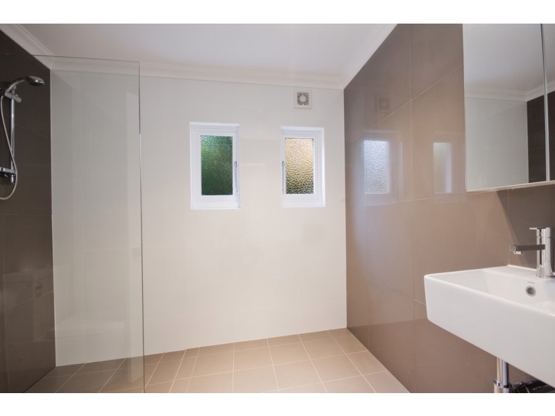 2/225 Victoria Ave, Chatswood NSW 2067