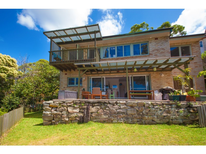 70 Sugarloaf Crescent, Castlecrag NSW 2068