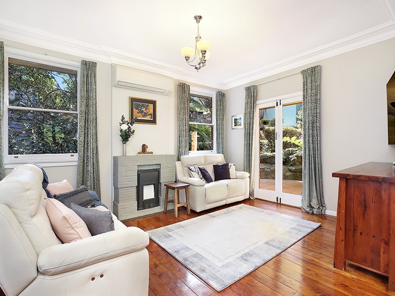 15 Cramer Crescent, Chatswood NSW 2067