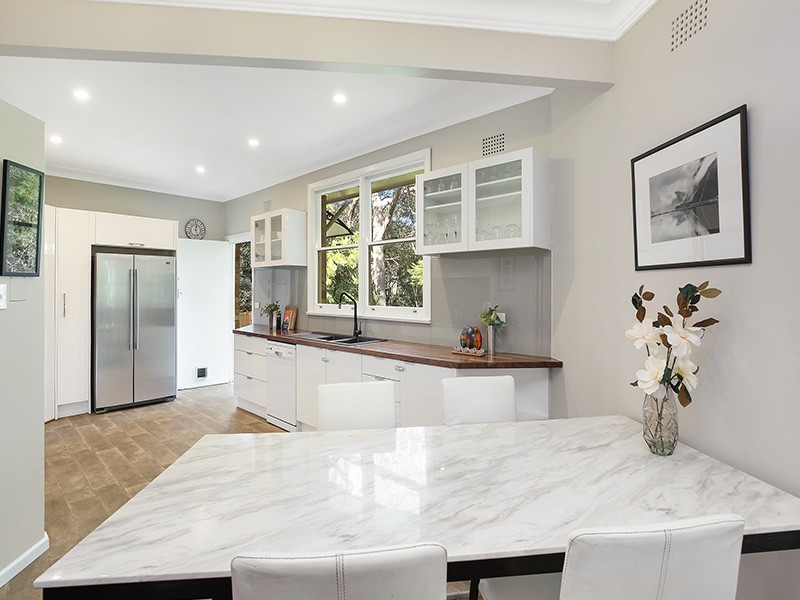 15 Cramer Crescent, Chatswood NSW 2067