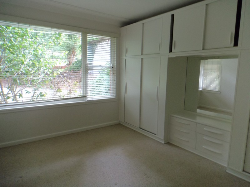 104 Sugarloaf Crescent, Castlecrag NSW 2068