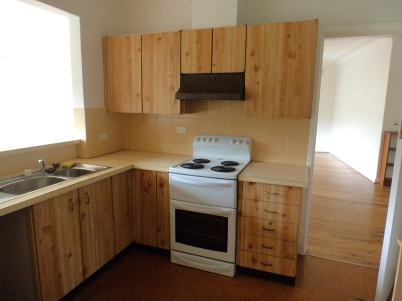 104 Sugarloaf Crescent, Castlecrag NSW 2068