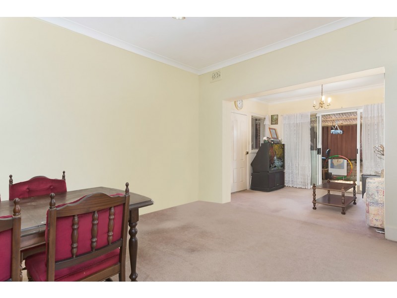 19 Lone Pine Avenue, Chatswood NSW 2067