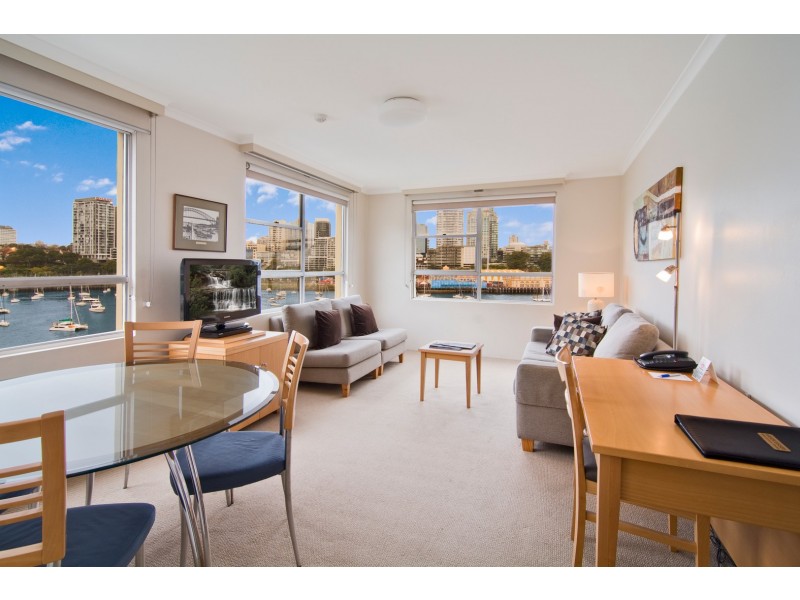 31/2A Henry Lawson Avenue, Mcmahons Point NSW 2060