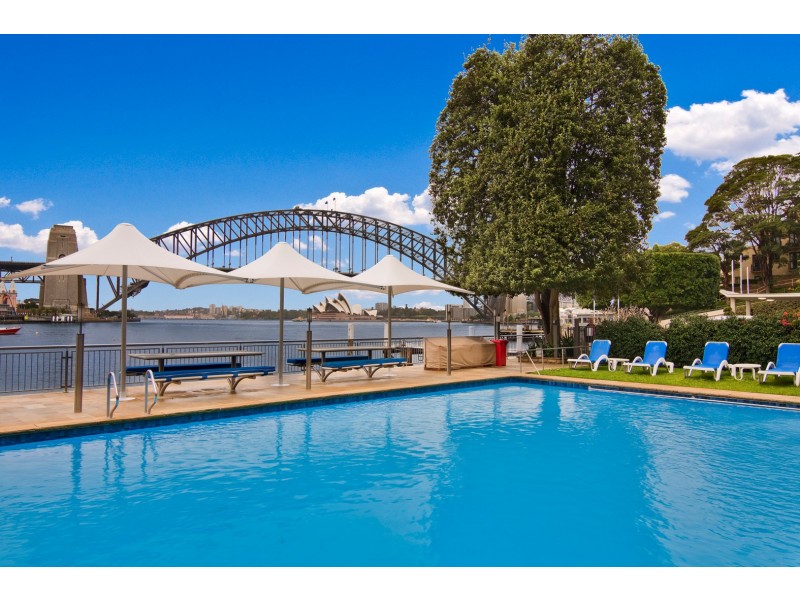 31/2A Henry Lawson Avenue, Mcmahons Point NSW 2060