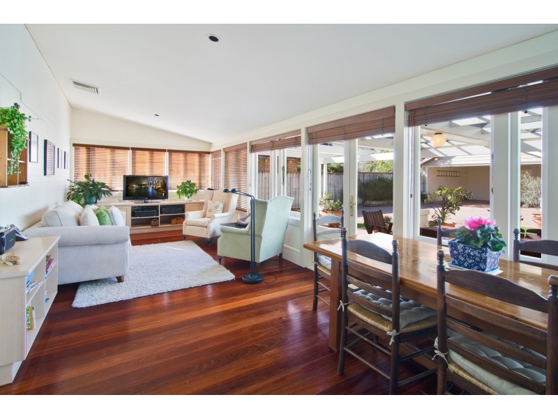 7 Clermiston Avenue, Roseville NSW 2069