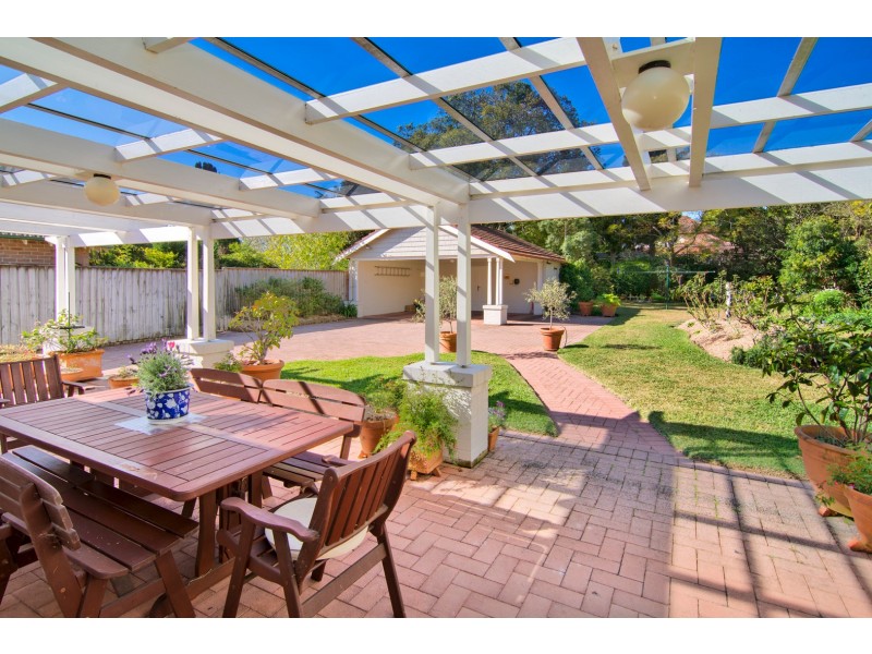 7 Clermiston Avenue, Roseville NSW 2069