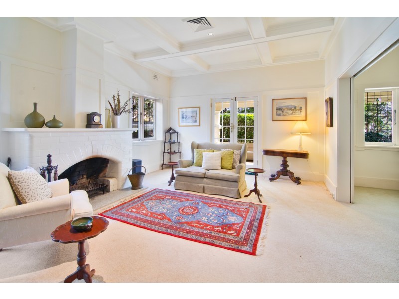 7 Clermiston Avenue, Roseville NSW 2069