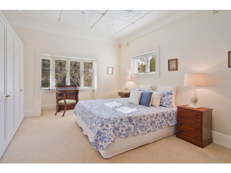 7 Clermiston Avenue, Roseville NSW 2069