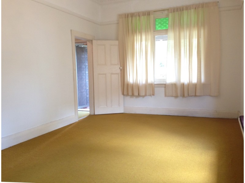 5 Ferncourt Avenue, Roseville NSW 2069