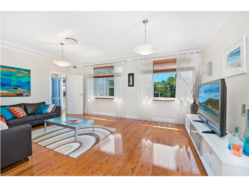 17 Deepwater Road, Castle Cove NSW 2069