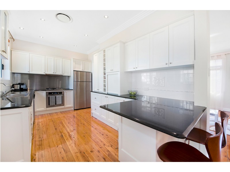 17 Deepwater Road, Castle Cove NSW 2069