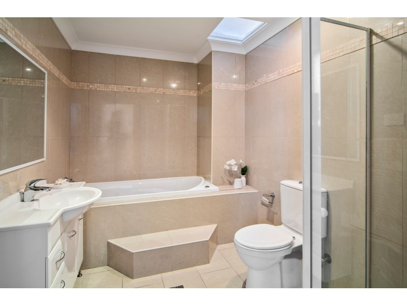 12a Sylvia Street, Chatswood NSW 2067