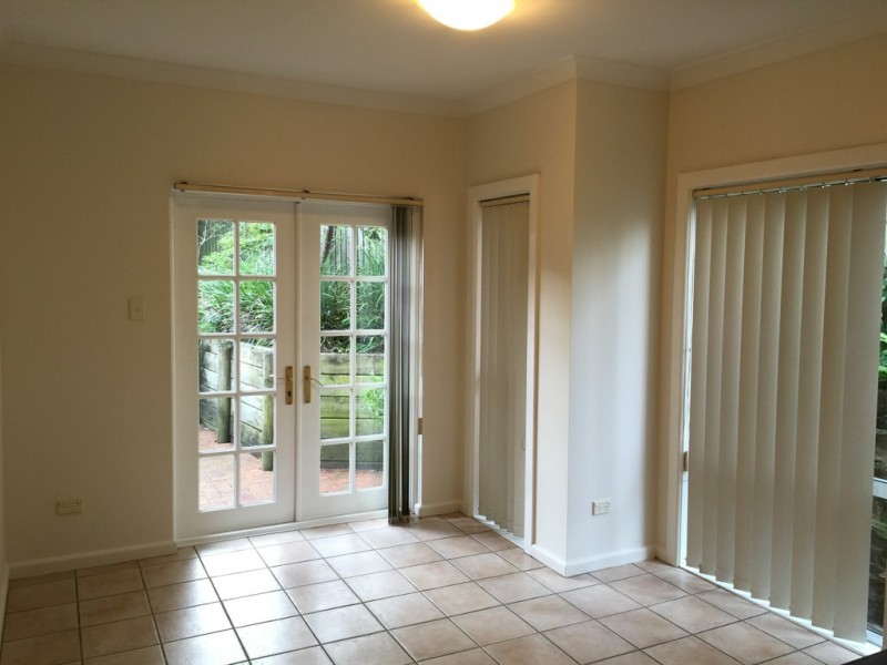 2a Barambah Rd, Roseville NSW 2069