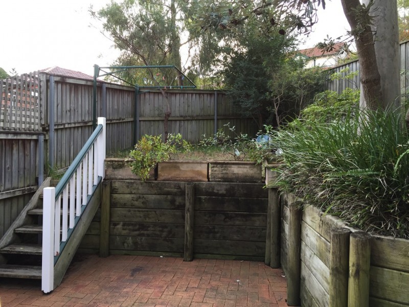 2a Barambah Rd, Roseville NSW 2069