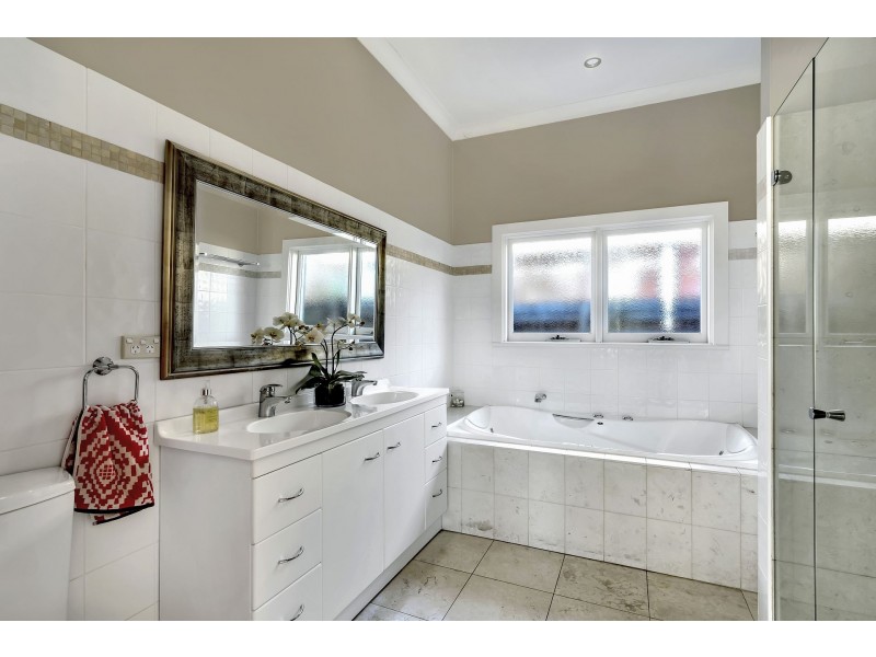 21 Edinburgh Road, Willoughby NSW 2068