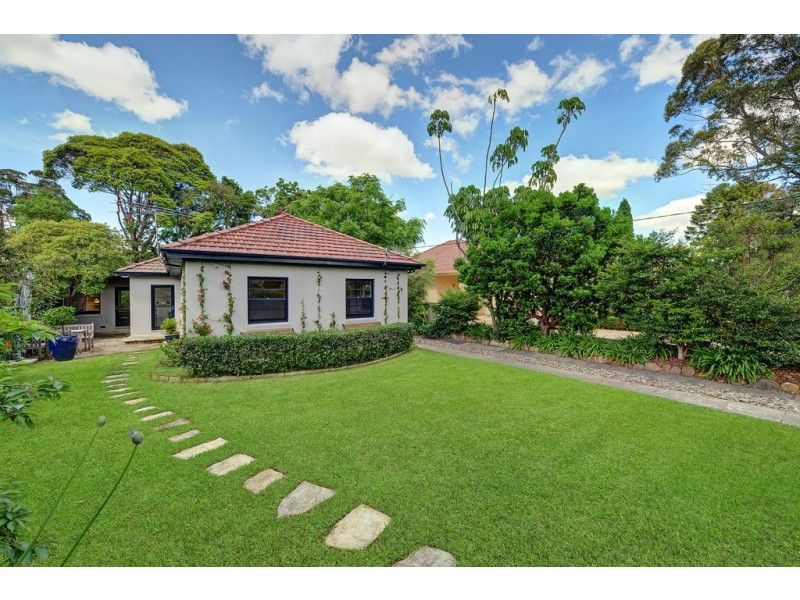8 Kareela Road, Chatswood NSW 2067