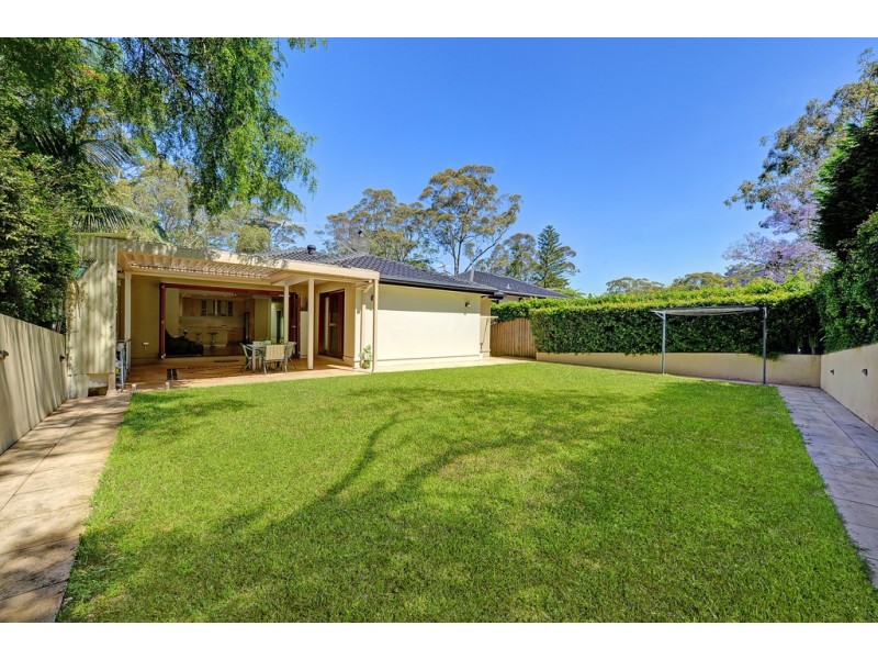 35 Livingstone Ave, Pymble NSW 2073
