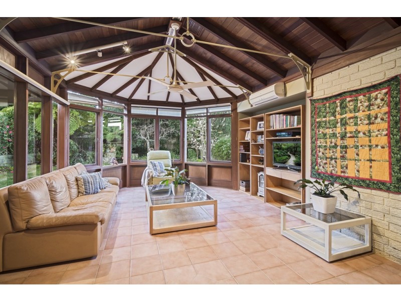 2 Roselands Ave, Frenchs Forest NSW 2086