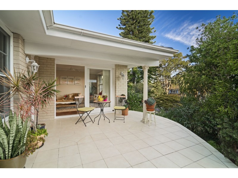 2 Roselands Ave, Frenchs Forest NSW 2086