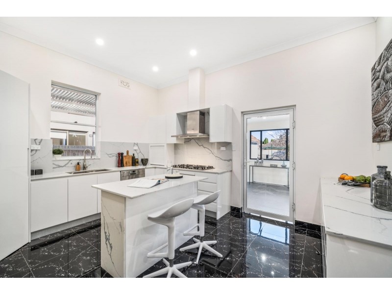 8 Holland Street, Chatswood NSW 2067