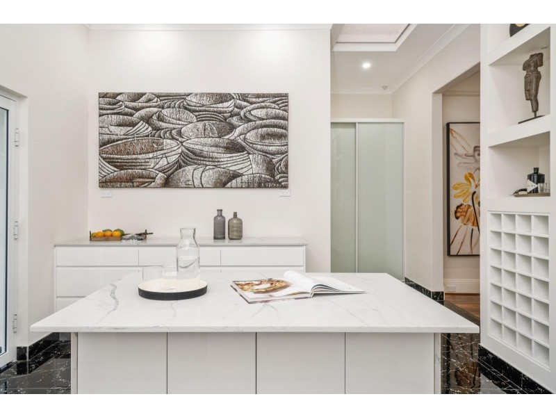 8 Holland Street, Chatswood NSW 2067