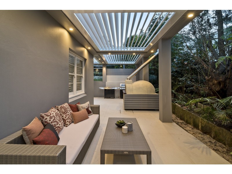 1 Victoria Avenue, Middle Cove NSW 2068