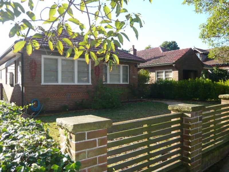 139 Ashley Street, Roseville NSW 2069