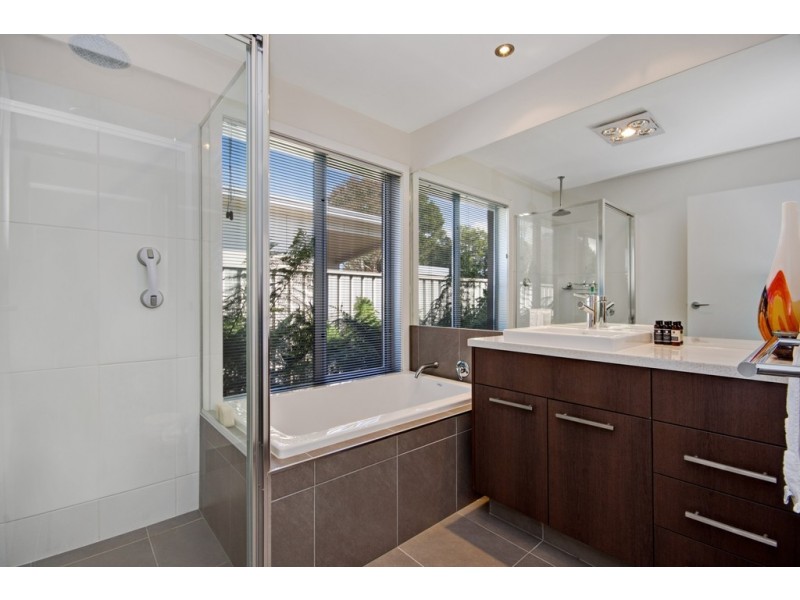 2/16 Bindaree Rd, Legana TAS 7277