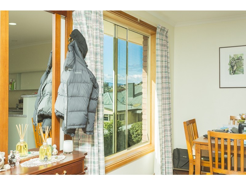 2/44A Laura Street, West Launceston TAS 7250