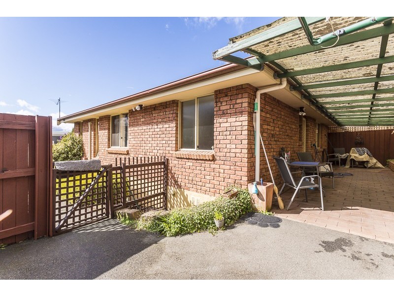 2/44A Laura Street, West Launceston TAS 7250