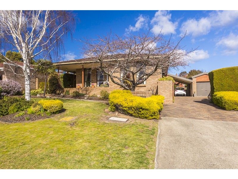 9 Sculthorpe Place, Norwood TAS 7250