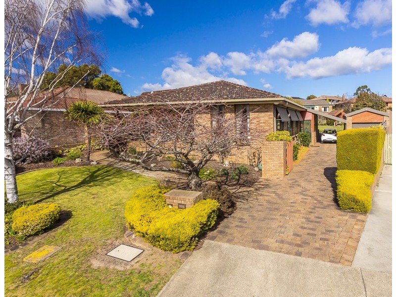 9 Sculthorpe Place, Norwood TAS 7250