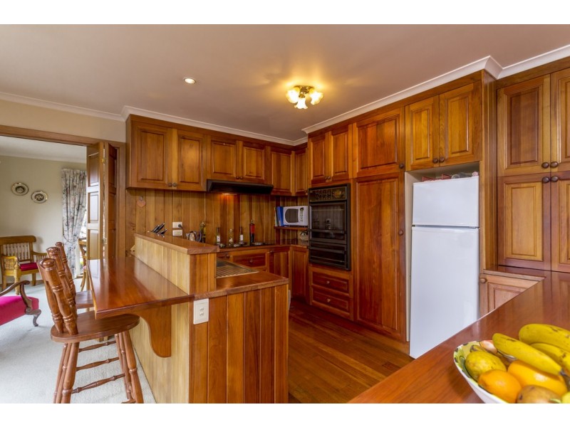 9 Sculthorpe Place, Norwood TAS 7250