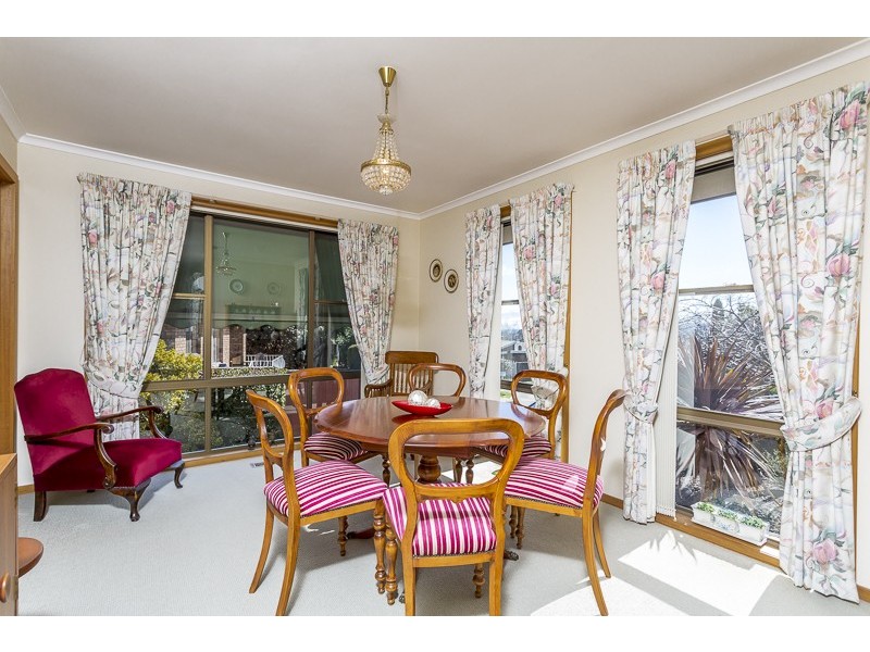 9 Sculthorpe Place, Norwood TAS 7250