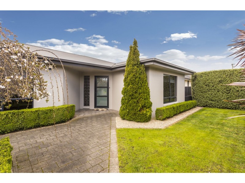 3 Woodford Glade, Newstead TAS 7250