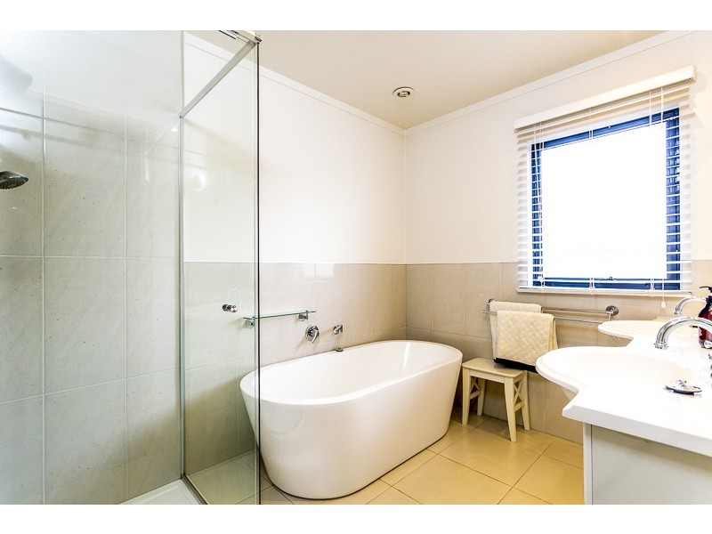 3 Woodford Glade, Newstead TAS 7250